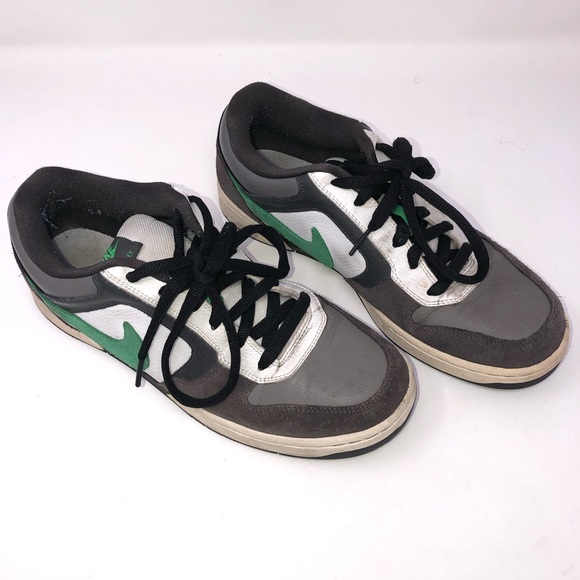 Nike Other - ✨Nike “Skeet” Green & White Leather Sneaker 9.5